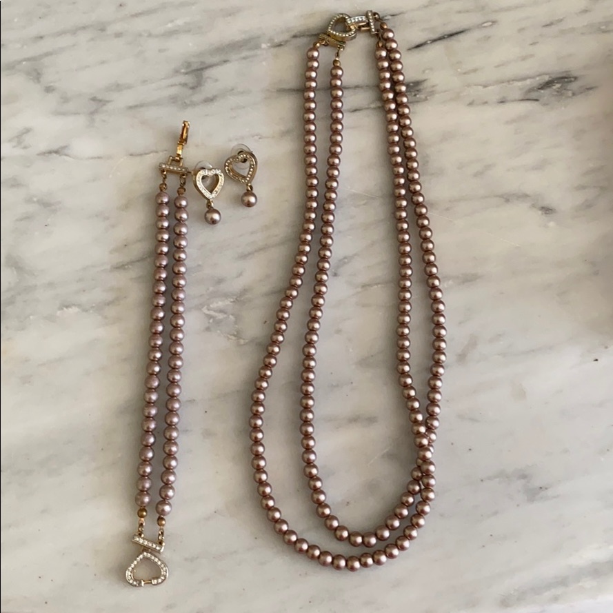 Premier Cappuccino Pearl Heart Trio 58$